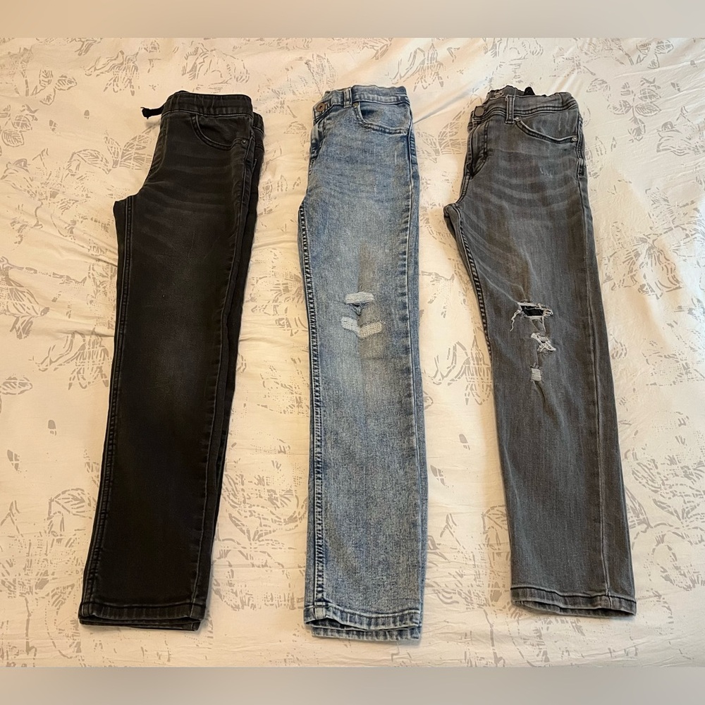 3 Pair of Boy’s Jeans 10/12